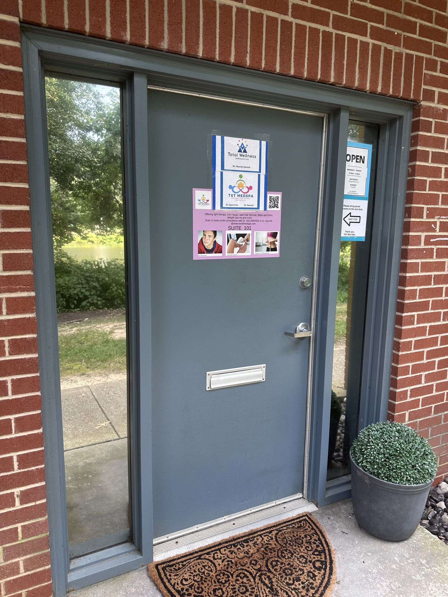 Commercial window tinting